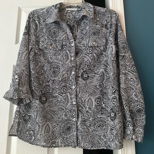 Notations small black and white pattern blouse